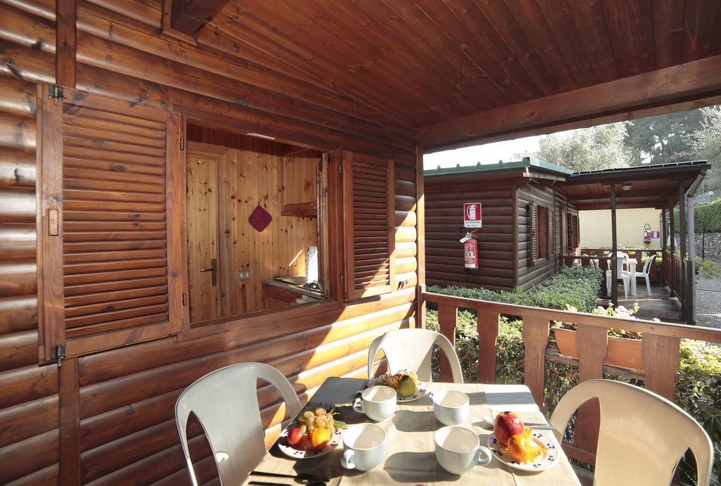 Il Frantoio Camping San Bartolomeo Al Mare Habitación foto
