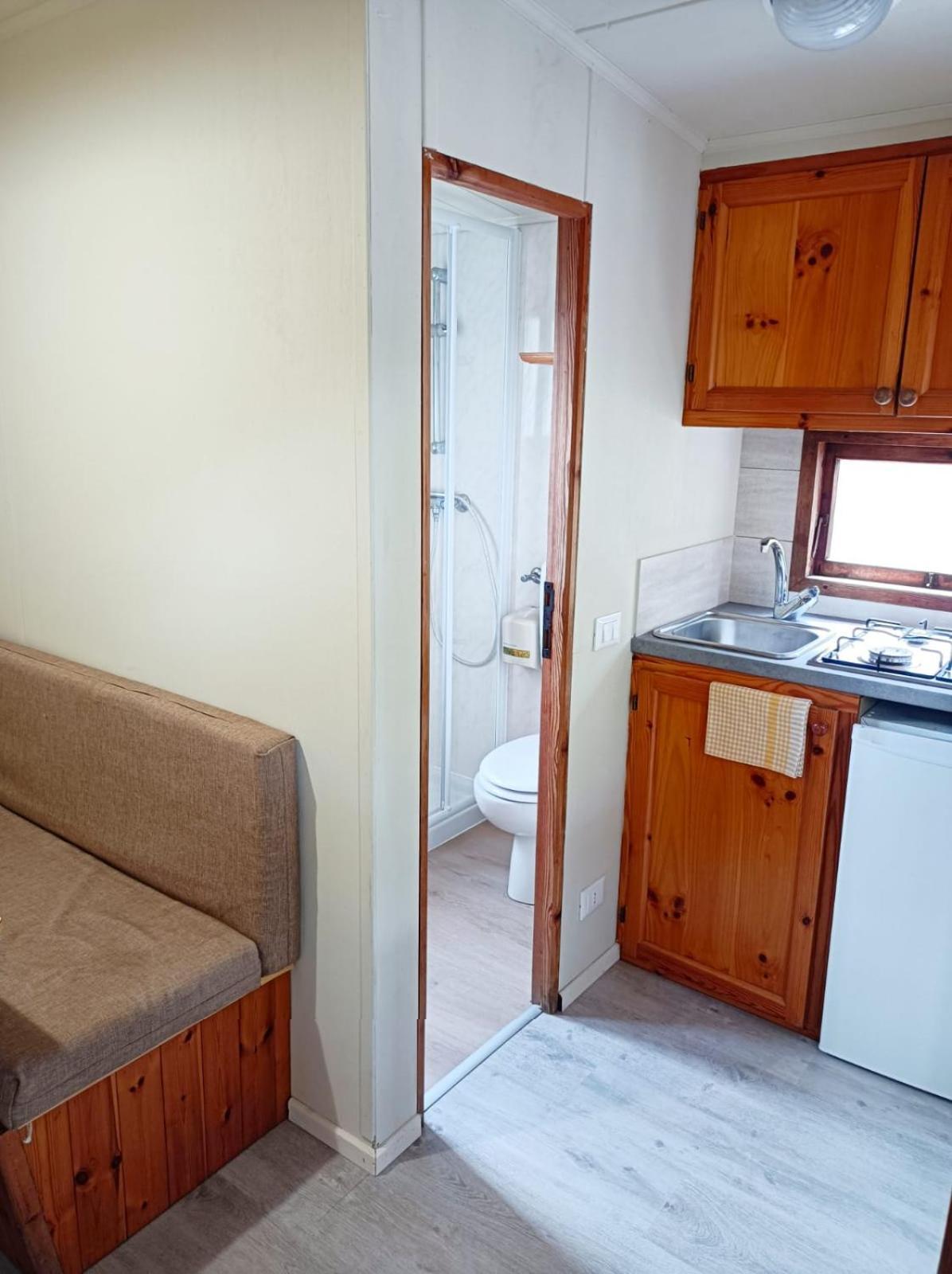 Il Frantoio Camping San Bartolomeo Al Mare Exterior foto