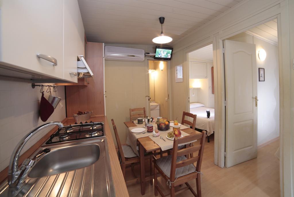 Il Frantoio Camping San Bartolomeo Al Mare Habitación foto